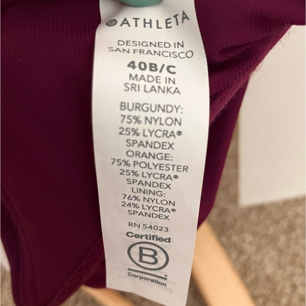 Athleta Burgundy Orange‎ Swim Suit Top With Under Wire Size 40B/C NWT - Picture 3 of 6